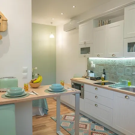 Cloe Corfu Town * Corfu (city)